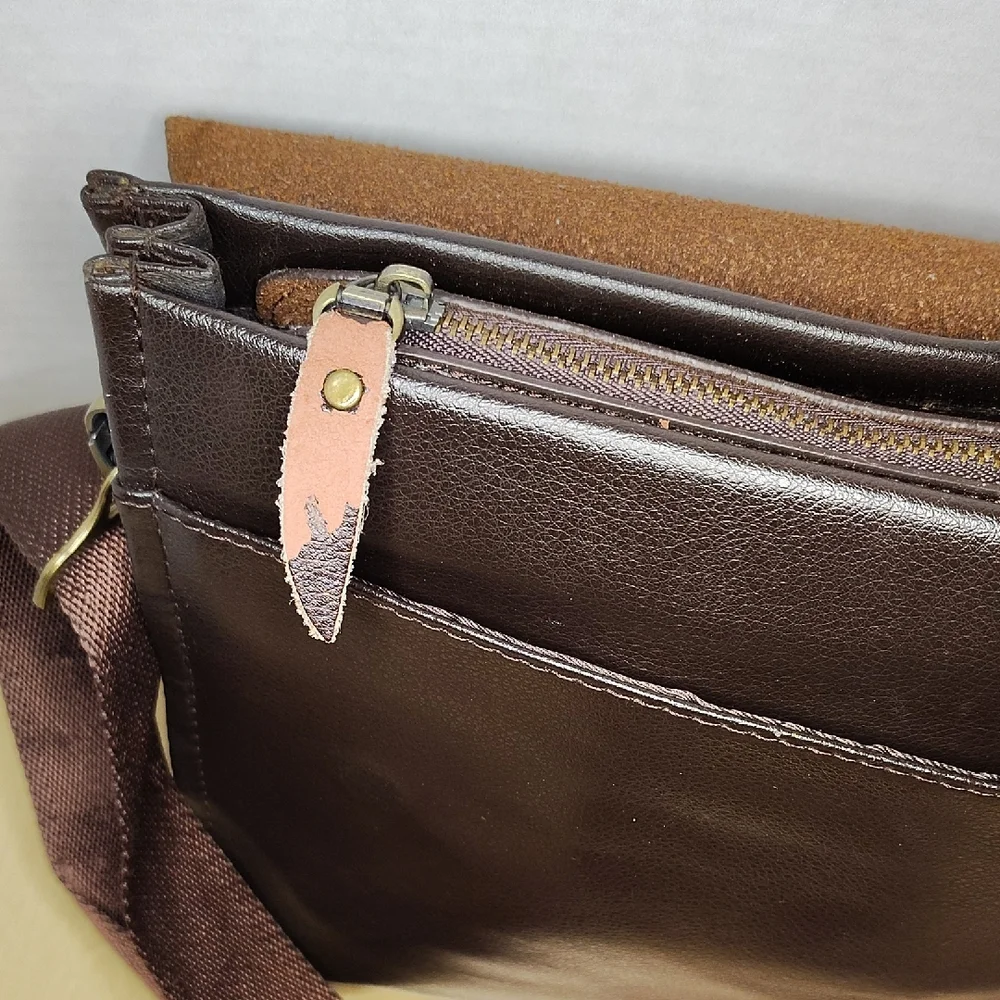 Brown Leather Messenger Bag By Danten's Peigrid